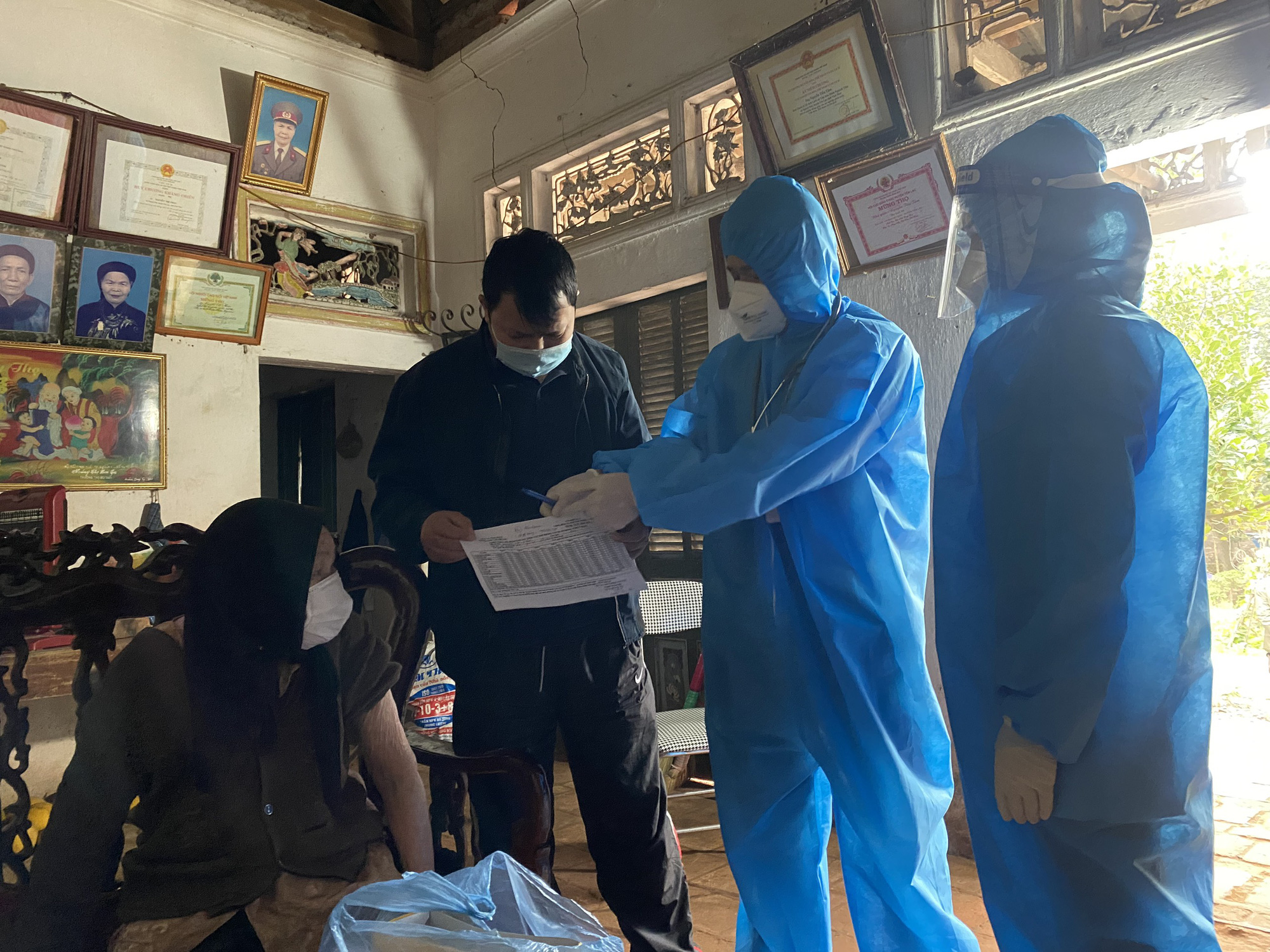 Vĩnh Phúc: Linh hoạt trong công tác phòng chống dịch, đẩy mạnh hỗ trợ điều trị F0 tại nhà - Ảnh 1.