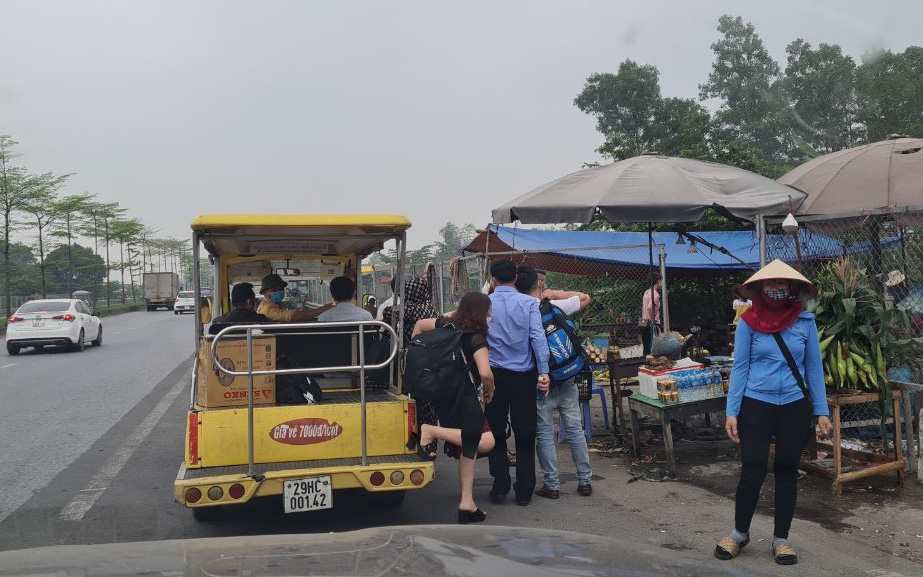 Xử lý nghiêm ô tô điện chạy sai tuyến, “chặt chém” khách ở sân bay Nội Bài