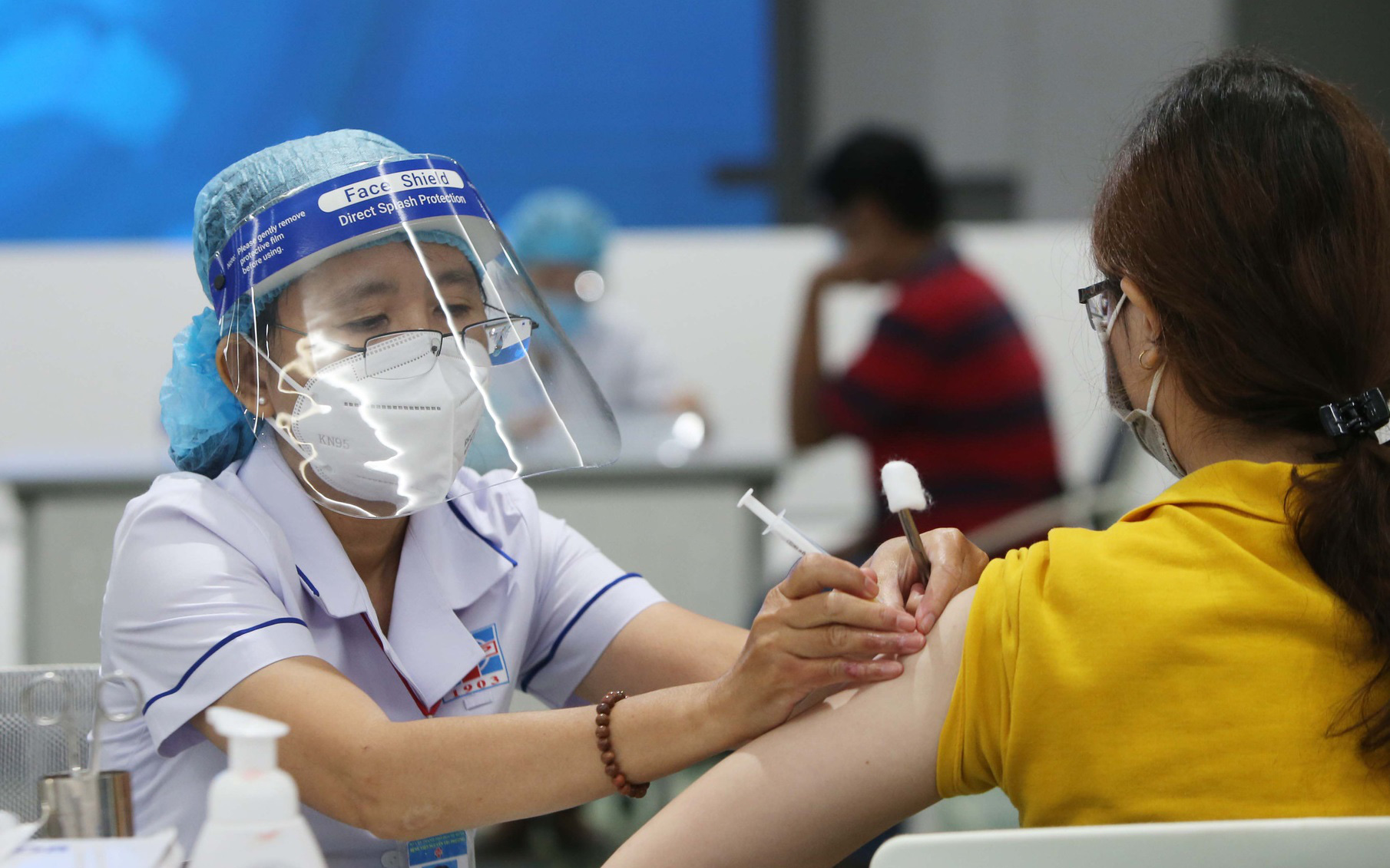 Chiều 27/3: Việt Nam đã tiêm 205 triệu liều vaccine phòng COVID-19; chuẩn bị tiêm cho trẻ từ 5-11 tuổi
