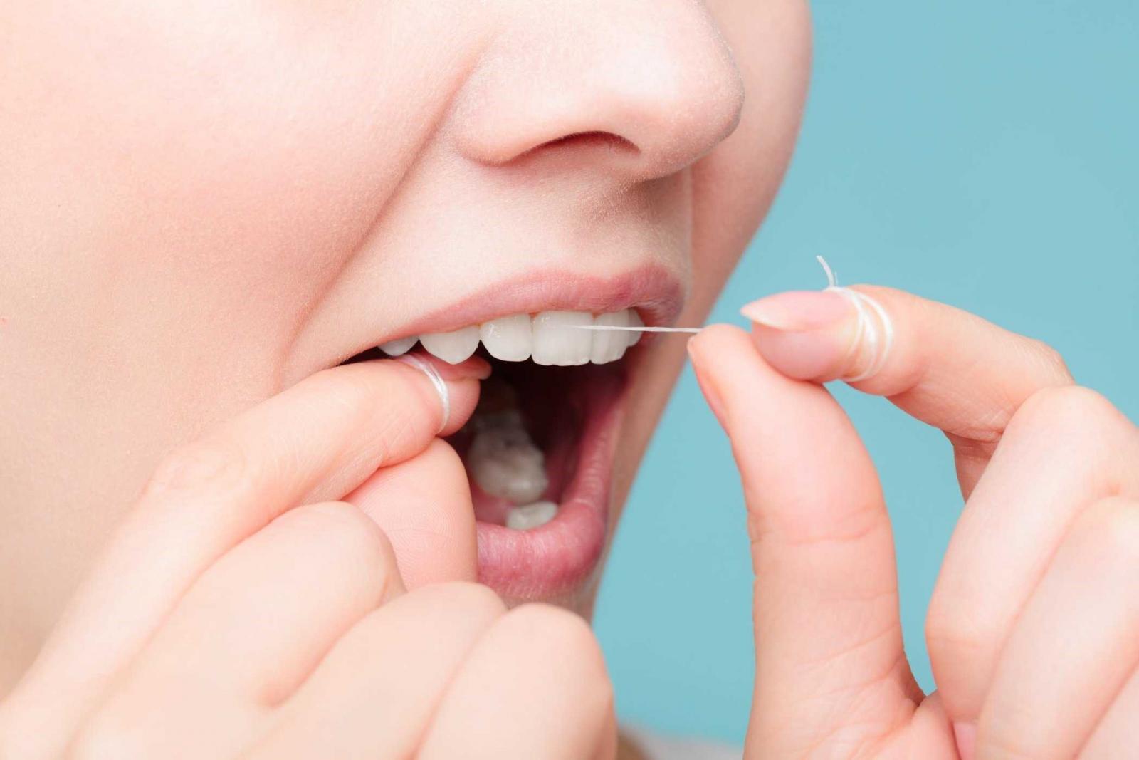 Những sai lầm nghiêm trọng cần tránh trong chăm sóc răng miệng - Ảnh 3.