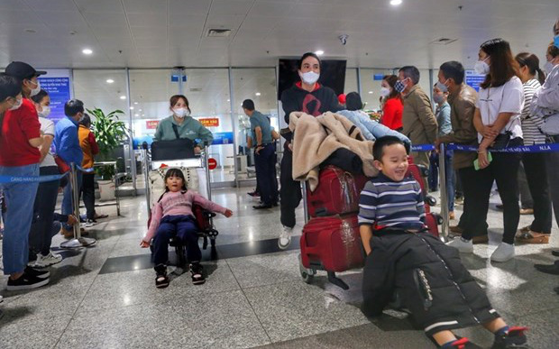 Hoàn thành 6 chuyến bay đưa gần 1.700 người Việt tại Ukraine về nước