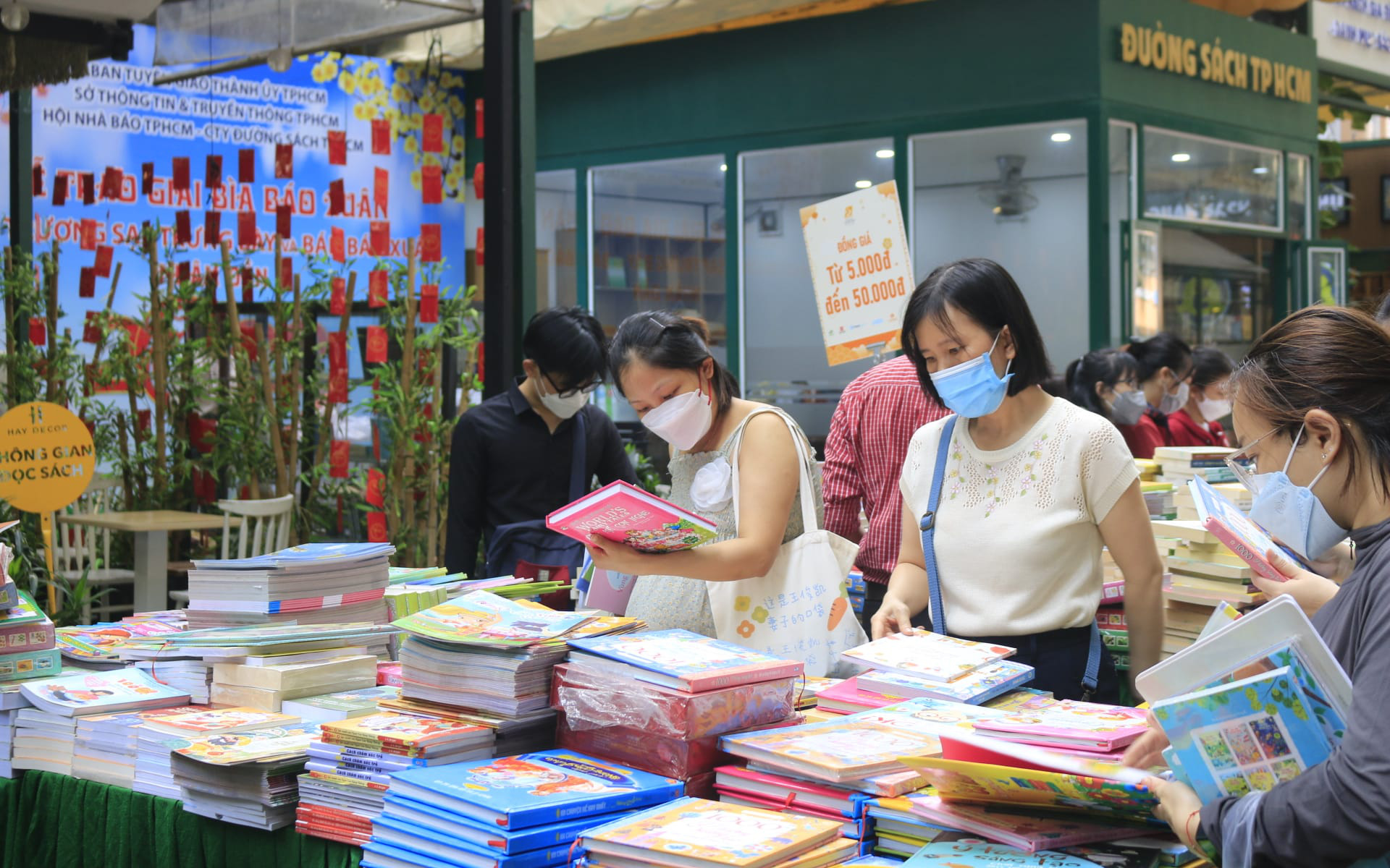 MC Hoàng Oanh: Xinh đẹp, tài năng nhưng tình duyên lận đận