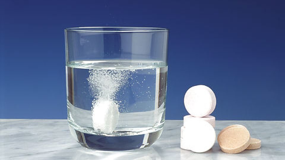 Người tiêu dùng không căn cứ vào các nội dung quảng cáo sai sự thật để quyết định mua và sử dụng sản phẩm Người tiêu dùng không căn cứ vào các nội dung quảng cáo sai sự thật để quyết định mua và sử dụng sản phẩm
