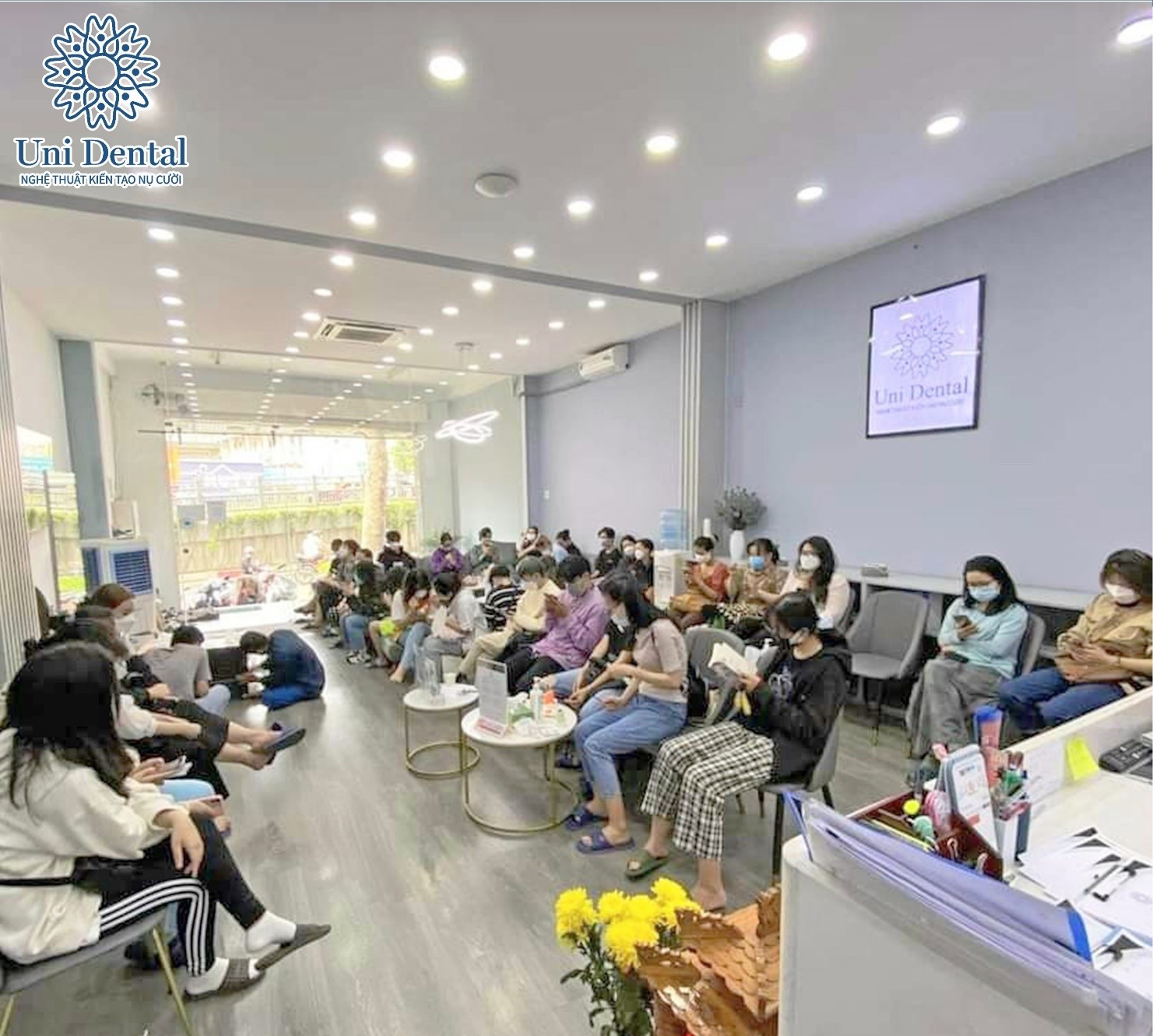 Phòng khám chuyên khoa răng hàm mặt ghi lại dấu ấn đẹp trong lòng khách hàng - Ảnh 1. Phòng khám chuyên khoa răng hàm mặt ghi lại dấu ấn đẹp trong lòng khách hàng - Ảnh 1.