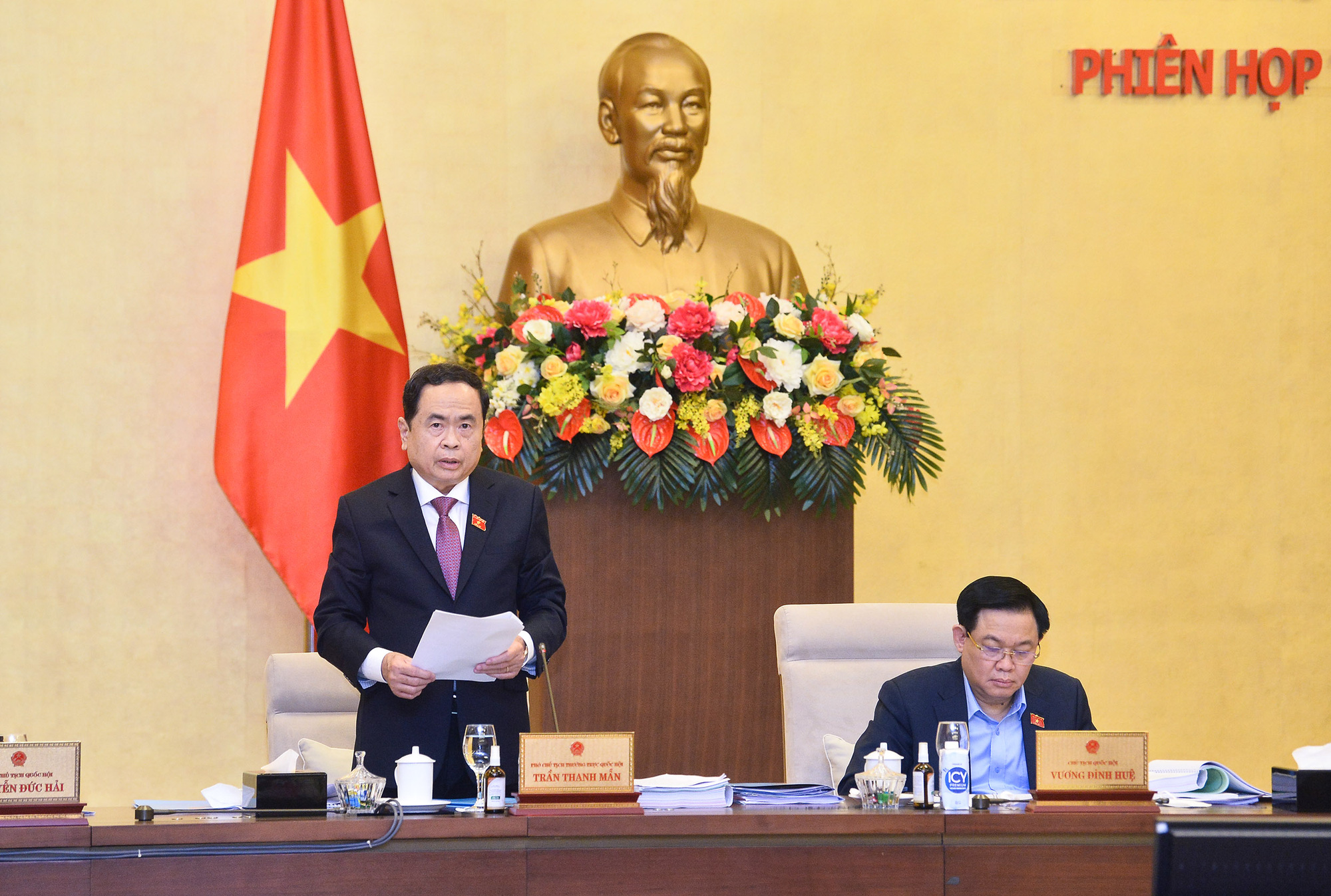Phó Chủ tịch Thường trực Quốc hội Trần Thanh Mẫn phát biểu kết luận Phiên họp.