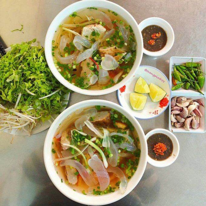 Độc đáo đặc sản bún sứa Nha Trang, ăn là mê - Ảnh 2.