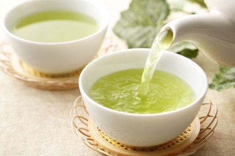 Khác biệt về lợi ích sức khỏe của trà đen - trà xanh và cách uống trà có lợi nhất - Ảnh 2.
