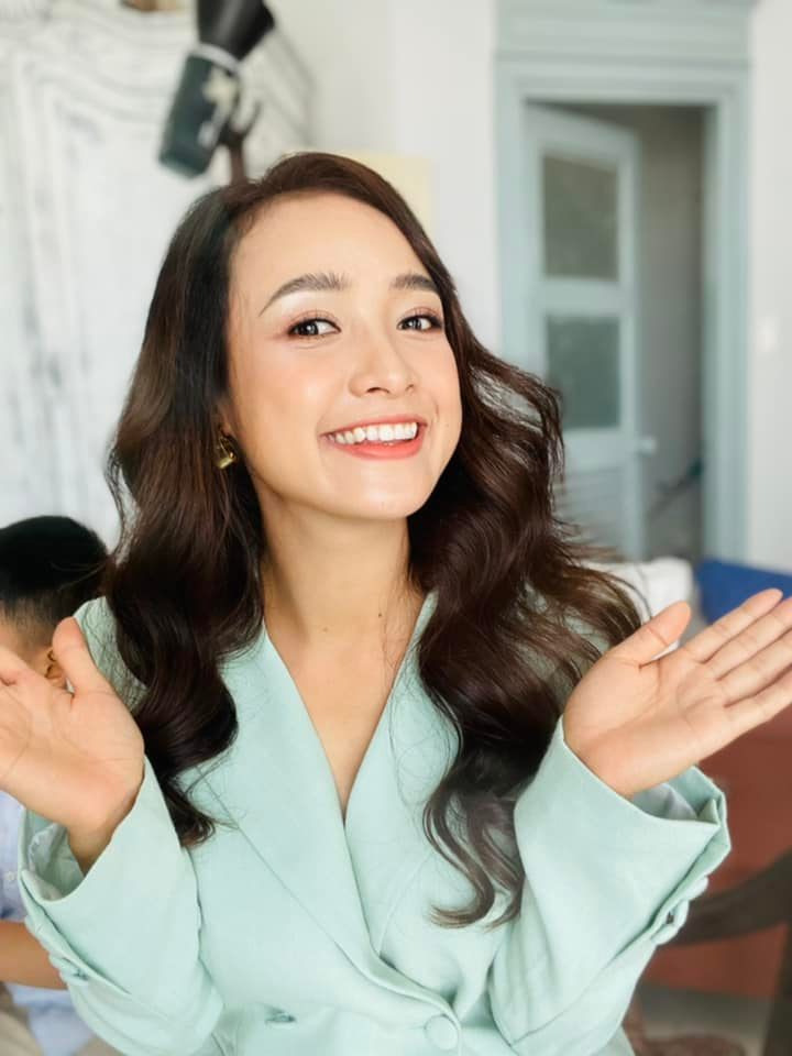 Người đẹp Tây Nguyên Lê Bê La-vai Mẩy 'Bão ngầm': Thời trang tươi trẻ,mặt mộc mới thực sự gây sốc - Ảnh 9.