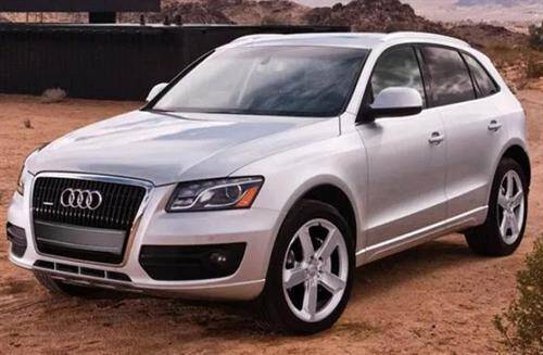 Audi Q5 bị triệu hồi do lỗi túi khí trên vô lăng - Ảnh 2. Audi Q5 bị triệu hồi do lỗi túi khí trên vô lăng - Ảnh 2.