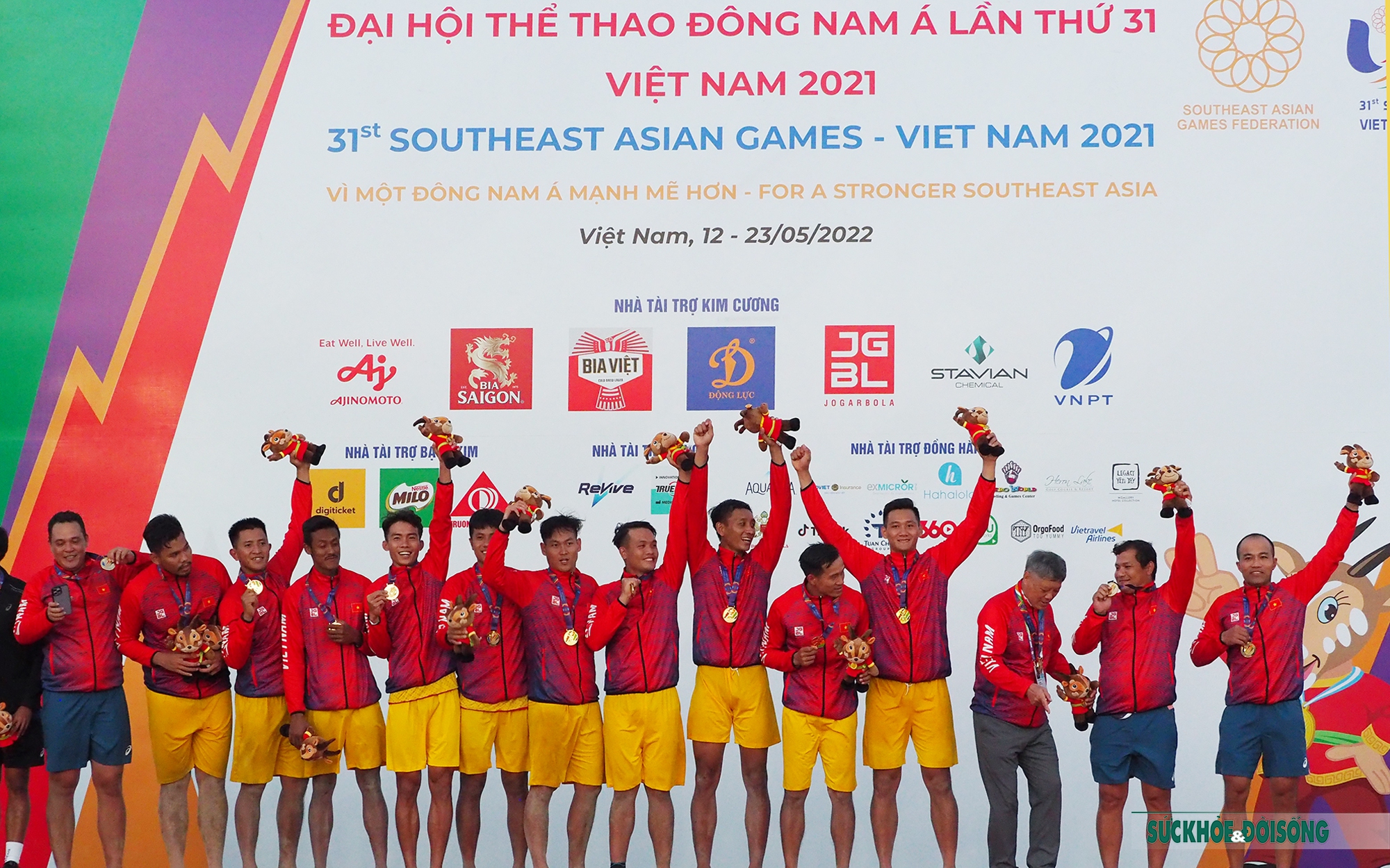 6 trận toàn thắng, tuyển bóng ném bãi biển nam Việt Nam giành Huy chương Vàng SEA Games 31