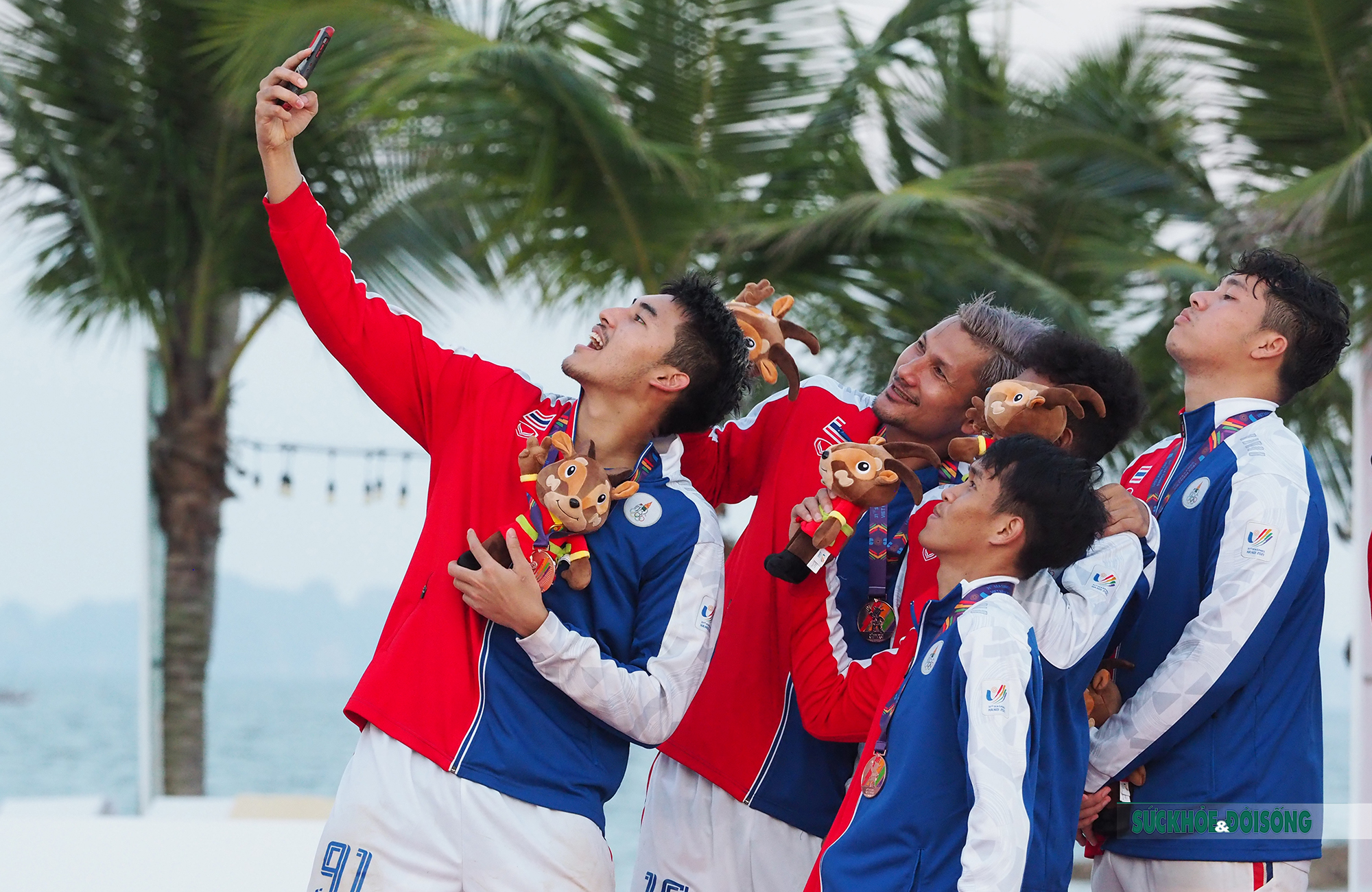 Đội tuyển bóng ném bãi biển nam Việt Nam bảo vệ thành công Huy chương Vàng tại kỳ SEA Games 31 - Ảnh 5.