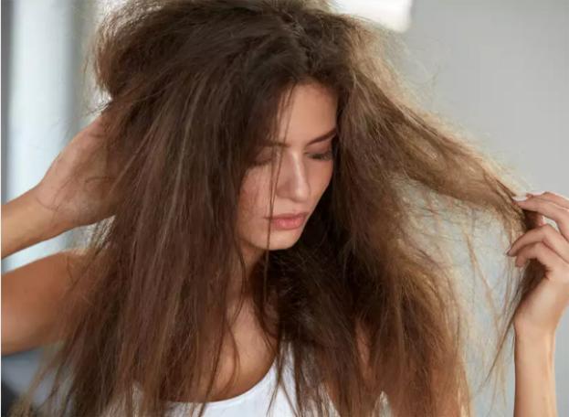 Tóc uốn giữ nếp được bao lâu? Làm gì để tóc giữ nếp lâu dài?
