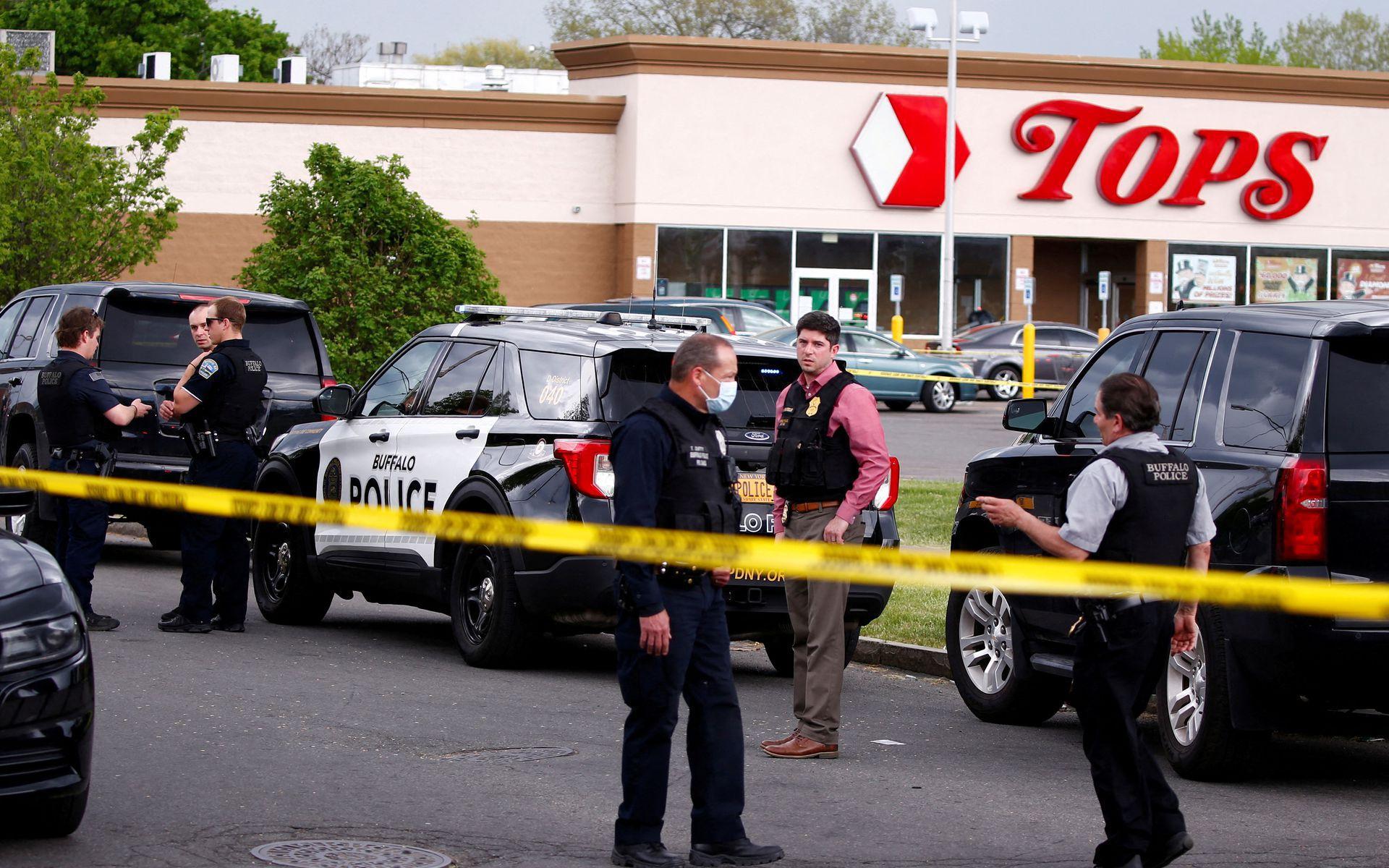 Xả súng đẫm máu trong siêu thị ở Mỹ, 10 người thiệt mạng