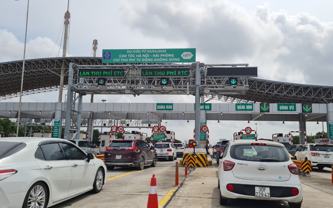 Chuẩn bị “phạt nguội” xe vi phạm thu phí không dừng trên cao tốc Hà Nội- Hải Phòng