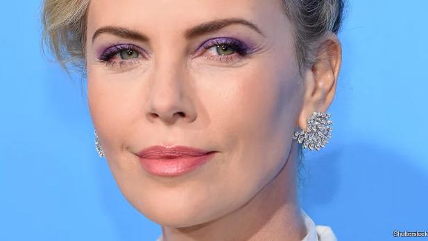 6 điều giúp Charlize Theron sở hữu làn da không tì vết