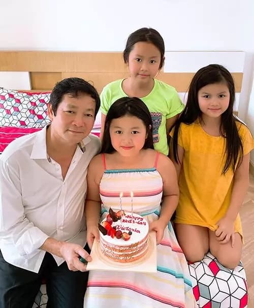 Hoa hậu Phương Lê ly hôn: Ngôi nhà 200 tỷ thuộc về con gái, 3 con sống với cha - Ảnh 3.