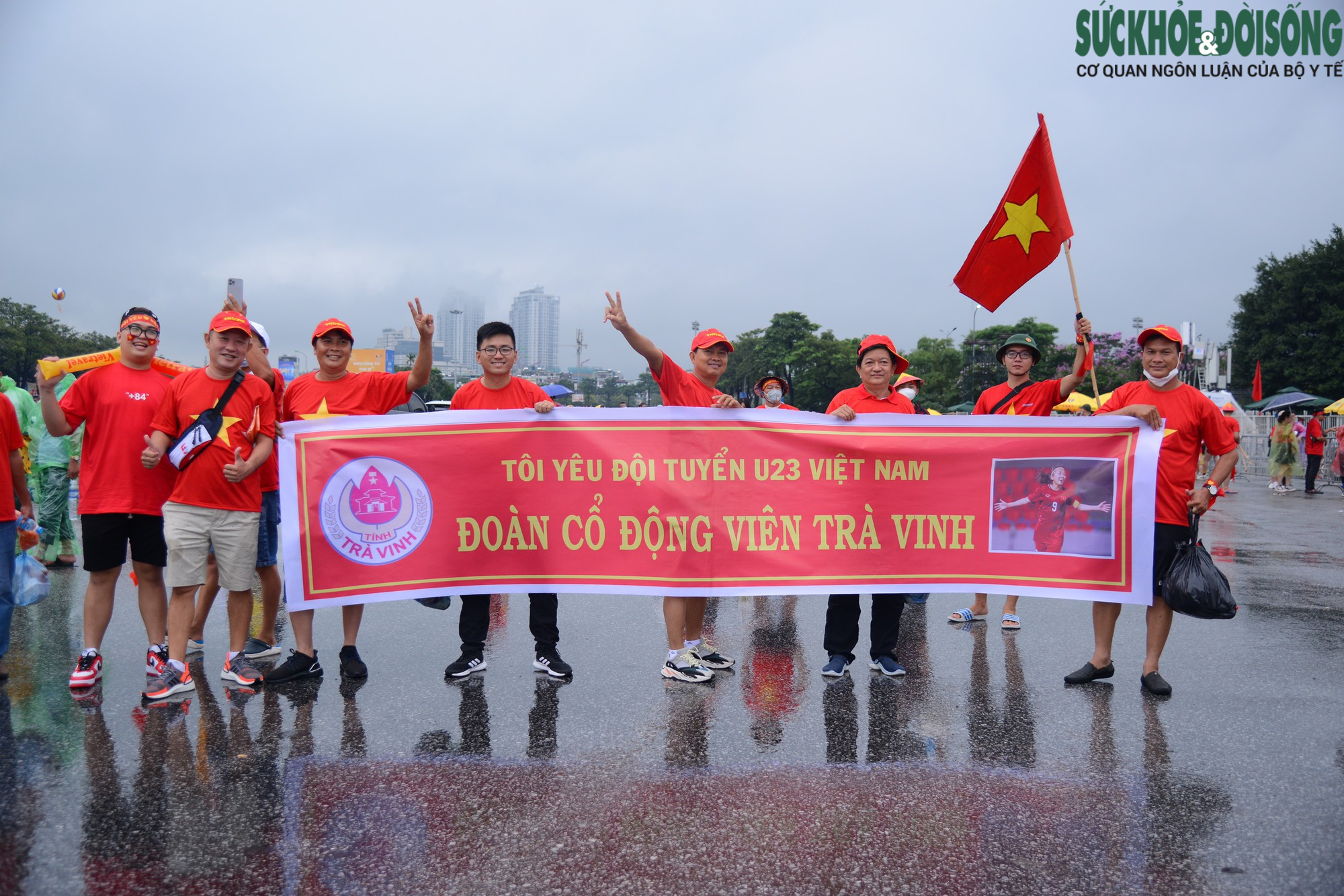 Người hâm mộ sẵn sàng 'bùng cháy', ăn mừng chiến thắng của U23 Việt Nam trước - Ảnh 16.