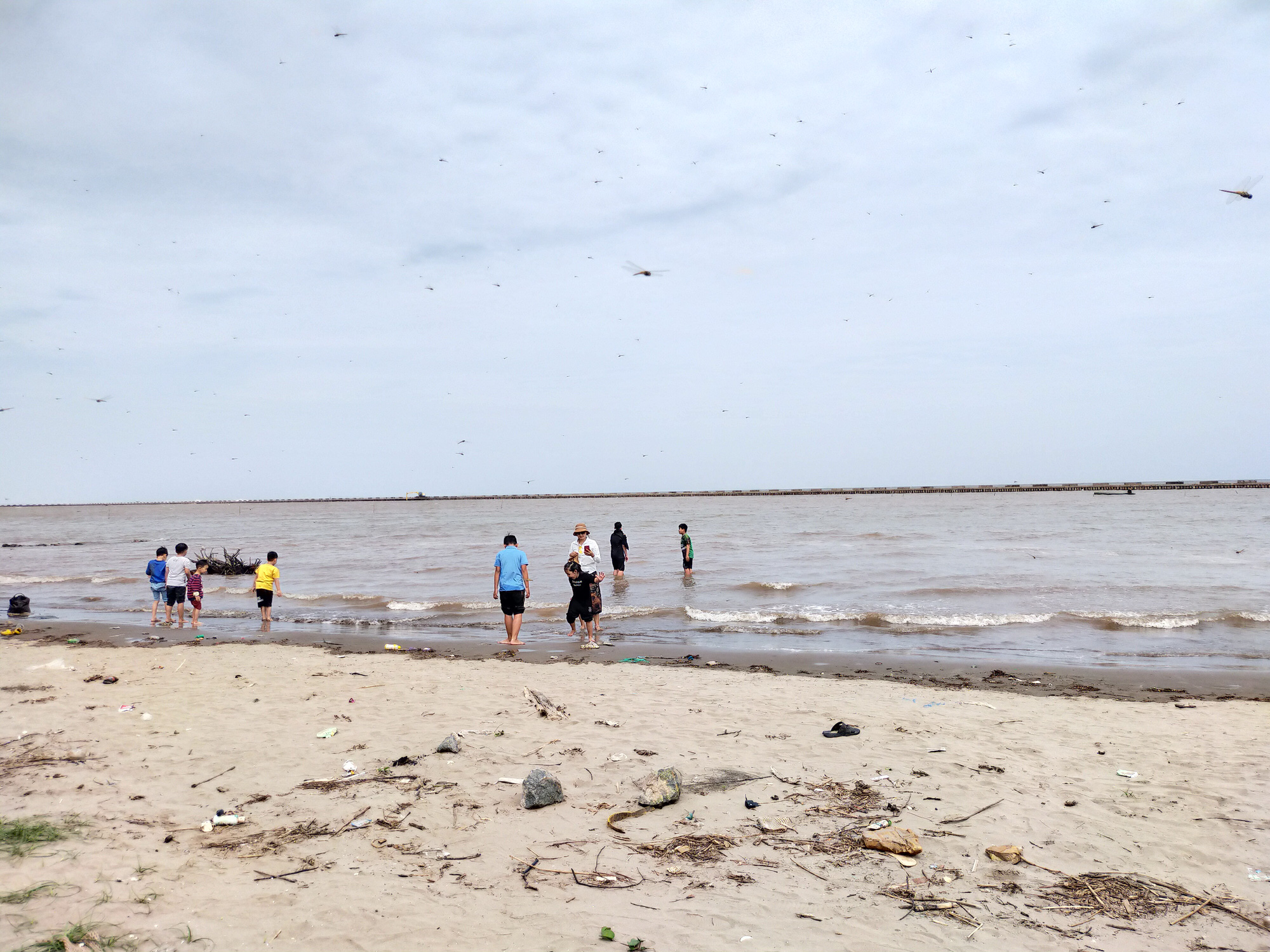 Bãi biển hoang sơ, nơi lý tưởng đối với du khách