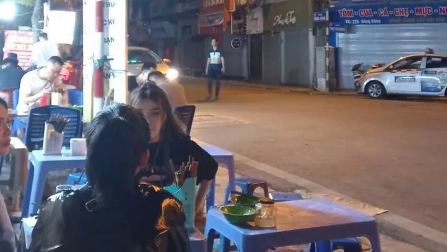 Đã bắt được tài xế taxi 'cướp' điện thoại hai nữ du khách Nga