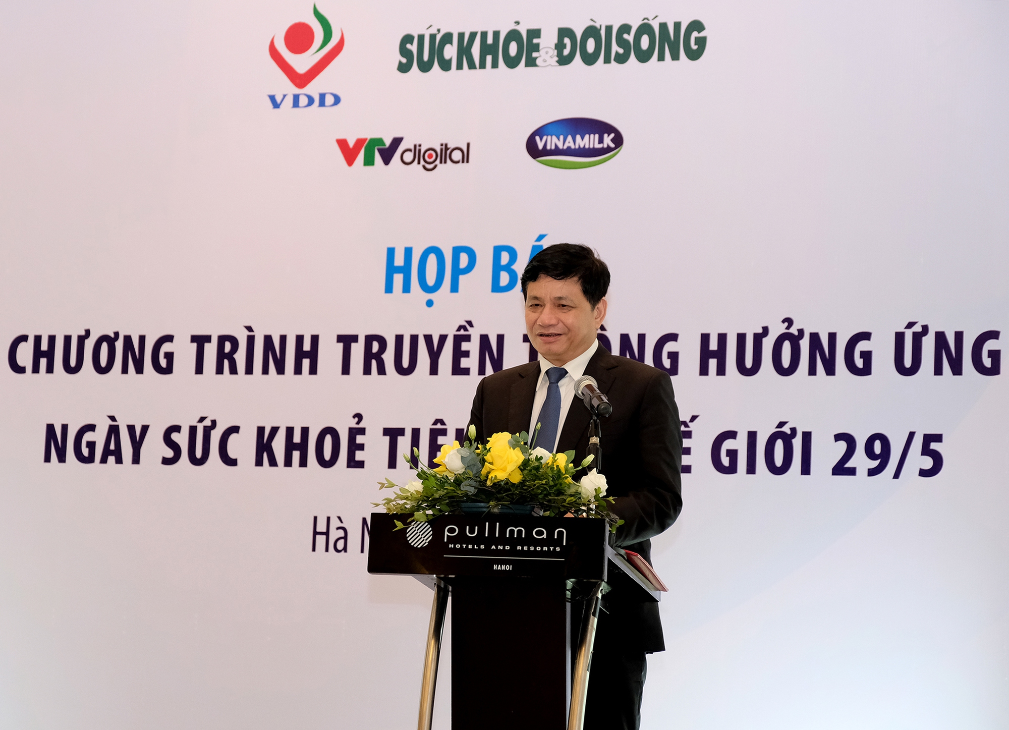 GS.TS Lê Danh Tuyên: Dinh dưỡng đúng và đủ, giúp chăm sóc hệ tiêu hóa khỏe mạnh - Ảnh 2.