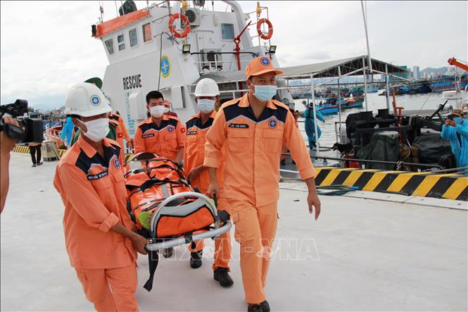 Khánh Hòa: Ứng cứu kịp thời các bệnh nhân gặp nạn trên biển  - Ảnh 3.