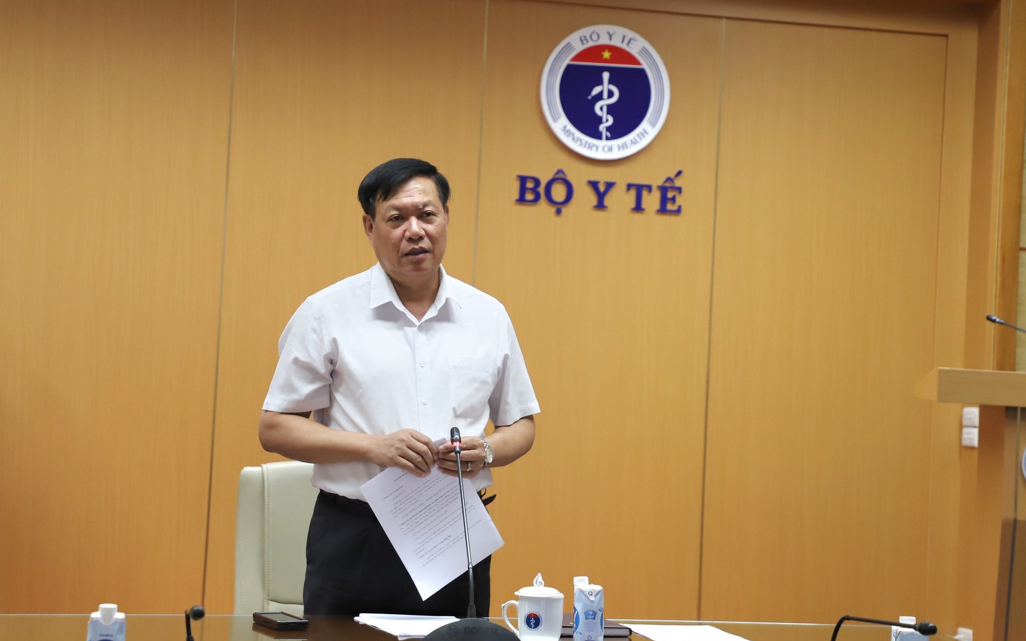 Thứ trưởng Đỗ Xuân Tuyên: Trước 30/6, các tỉnh, thành phía Nam phải tiêm hết lô vaccine phòng COVID-19 đã phân bổ 