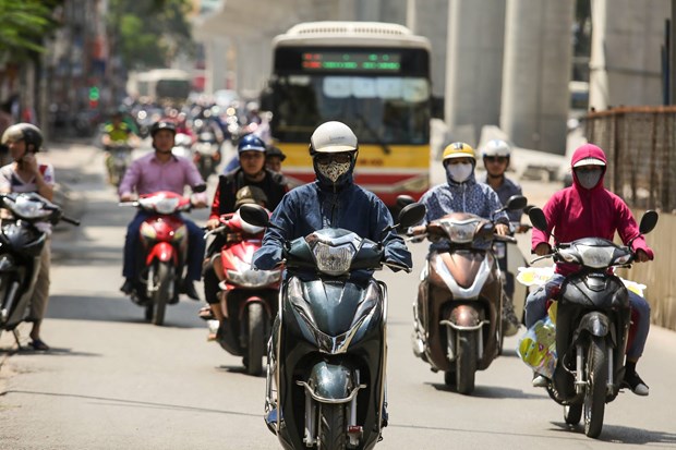 Ngày 3/6, Bắc Bộ và Trung Bộ nắng nóng, Tây Nguyên và Nam Bộ mưa dông  - Ảnh 1.