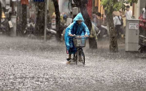 Áp thấp nhiệt đới mạnh lên thành bão, mưa dông ở miền Bắc kéo dài đến ngày 8/7