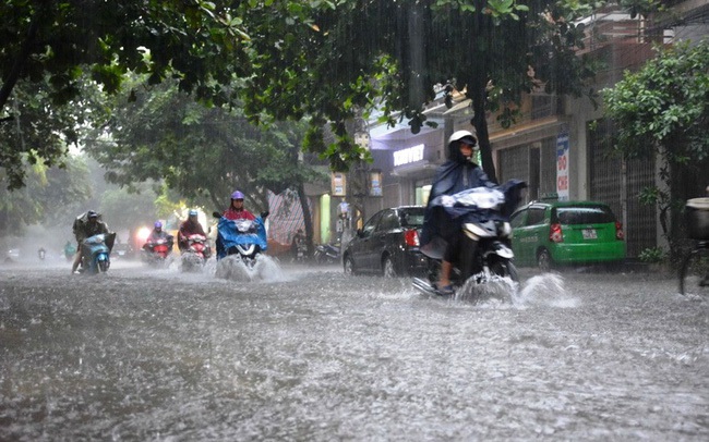 Cảnh báo các điểm ngập lụt ở nội thành Hà Nội