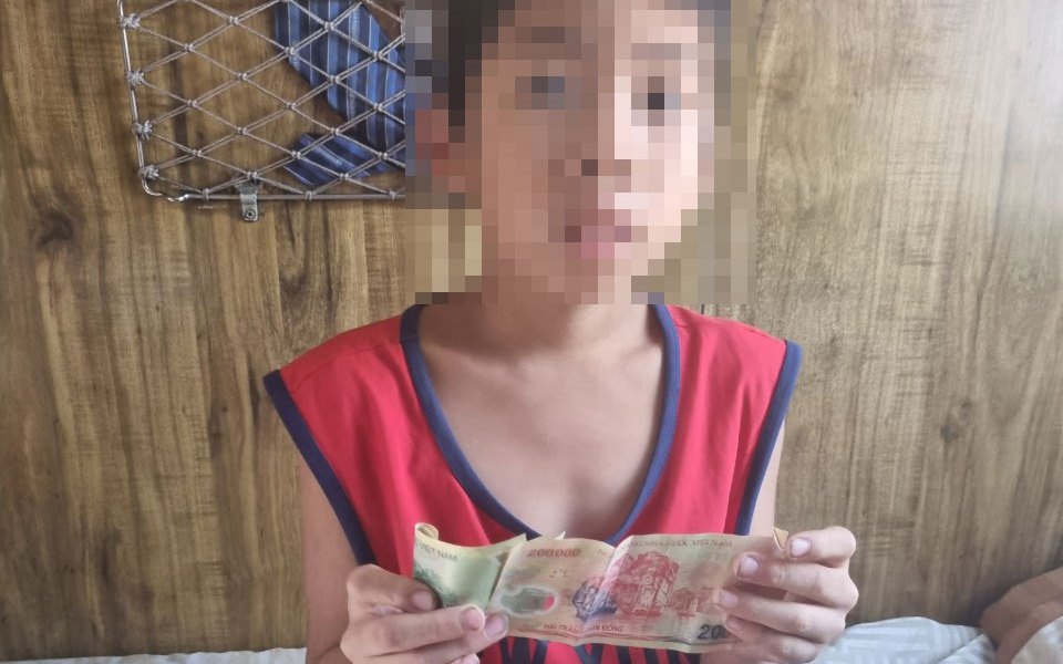Phát hiện bé trai 10 tuổi nghi bị bắt cóc trên tàu khách Bắc - Nam 