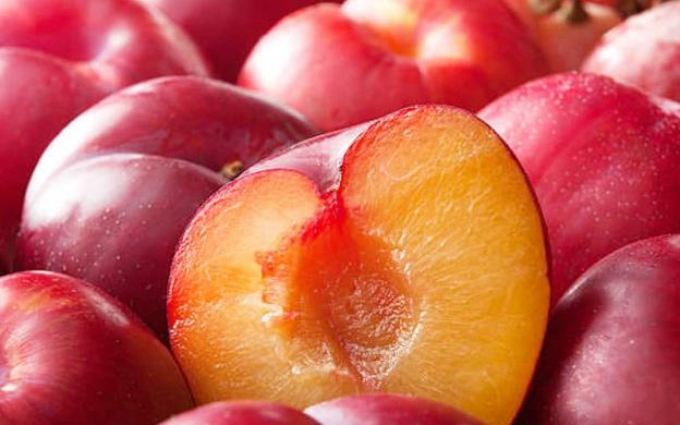 Quả mận không chỉ giúp giải nhiệt mà còn tốt cho tim mạch, xương khớp