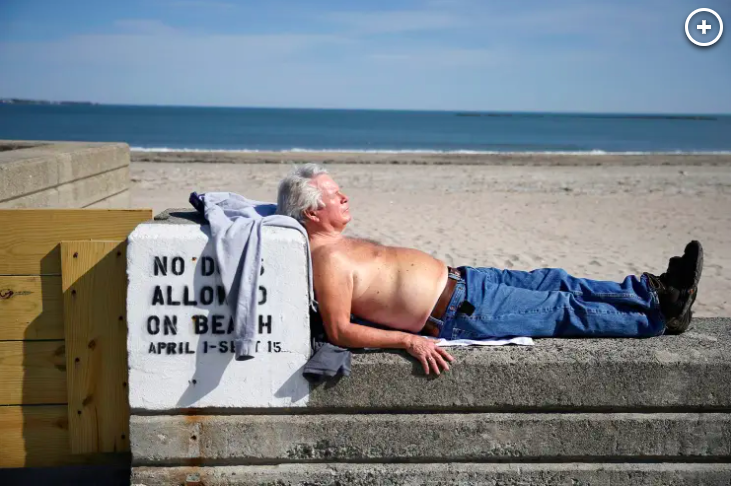 Ngủ trưa dài dễ bị chết sớm - Ảnh 1.