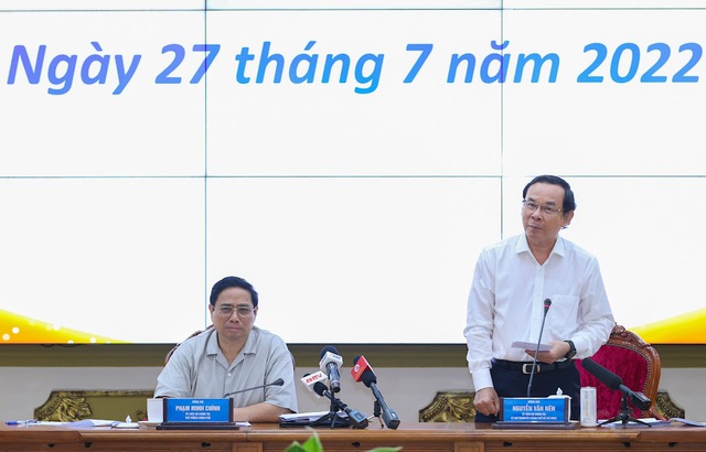 Thủ tướng yêu cầu TP. Hồ Chí Minh không chủ quan với dịch, đẩy mạnh tiêm vaccine, triển khai mua sắm thuốc - Ảnh 4.