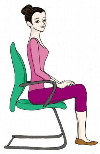 3 bài tập kéo giãn cột sống giúp giảm đau lưng - Ảnh 2.