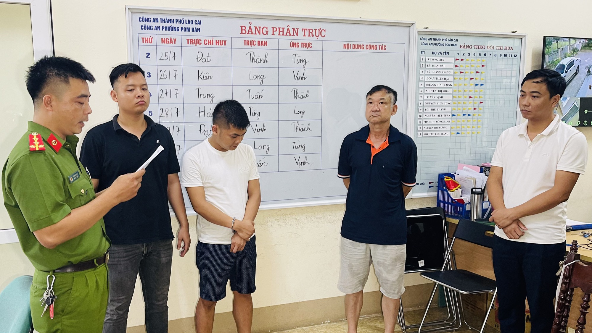 Đe dọa, đánh đập 'con nợ' bắt ký cam kết - Ảnh 1.