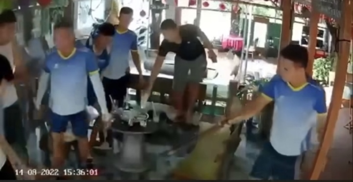 Thông tin bất ngờ vụ thanh niên bị đánh tử vong từ việc mượn điếu cày - Ảnh 1. Thông tin bất ngờ vụ thanh niên bị đánh tử vong từ việc mượn điếu cày - Ảnh 1.