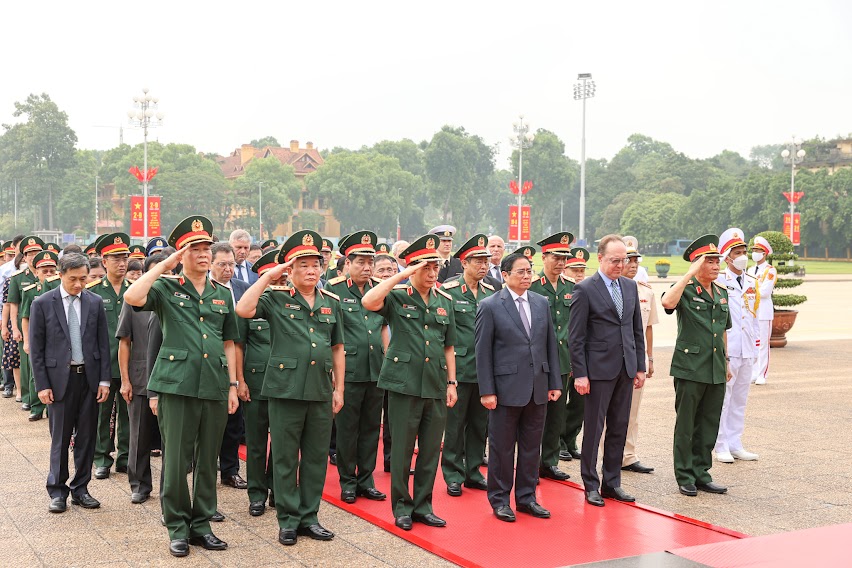 Thủ tướng Phạm Minh Chính: Giữ gìn lâu dài, bảo vệ tuyệt đối an toàn thi hài Chủ tịch Hồ Chí Minh - Ảnh 7.