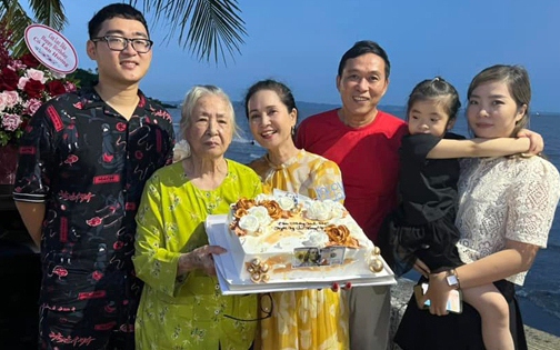 Cuộc sống hạnh phúc của NSND Lan Hương - "mẹ chồng" kinh điển của màn ảnh Việt