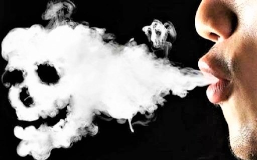 Học sinh hút thuốc lá điện tử: Chọn phong cách "thời thượng" hay lá phổi tổn thương?