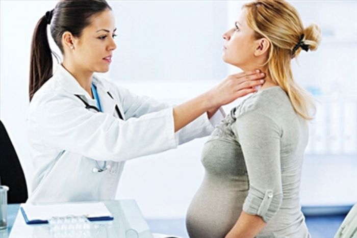 Suy giáp khi mang thai, sử dụng levothyroxin thế nào? - Ảnh 2.