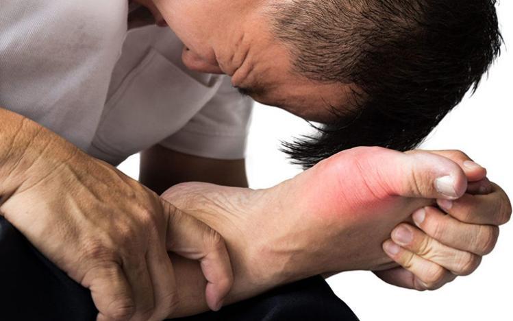 Nguyên nhân gây bệnh gout và độ tuổi dễ mắc