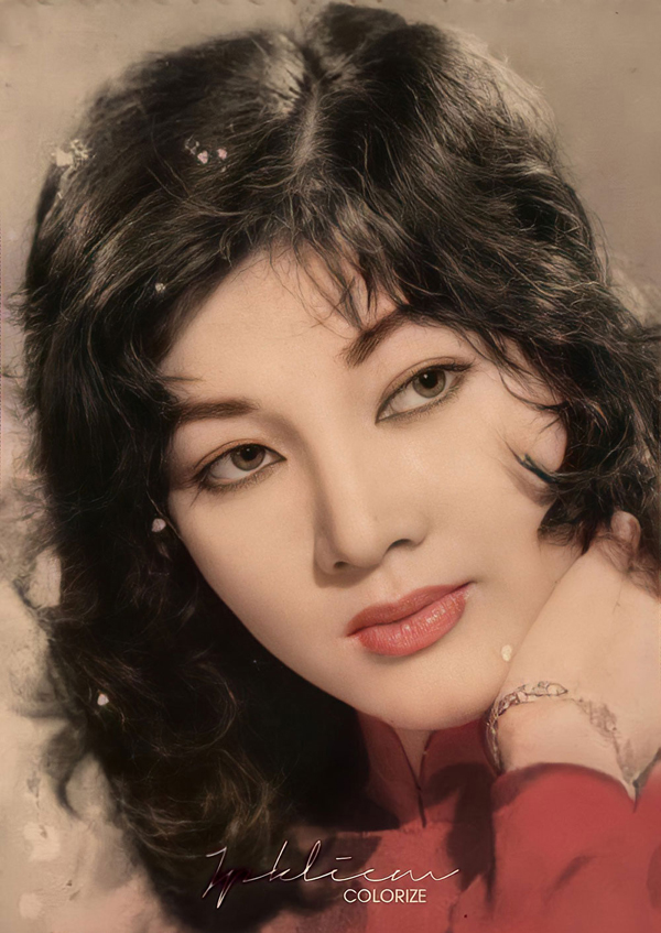 Ngắm lại vẻ đẹp của Thẩm Thúy Hằng - nữ hoàng nhan sắc thập niên 70 - Ảnh 2.