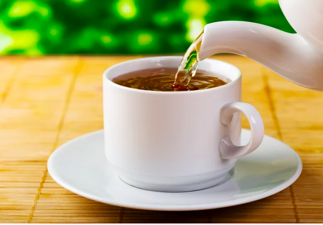 Những tác động tiêu cực ít được biết đến của việc uống trà - Ảnh 1.