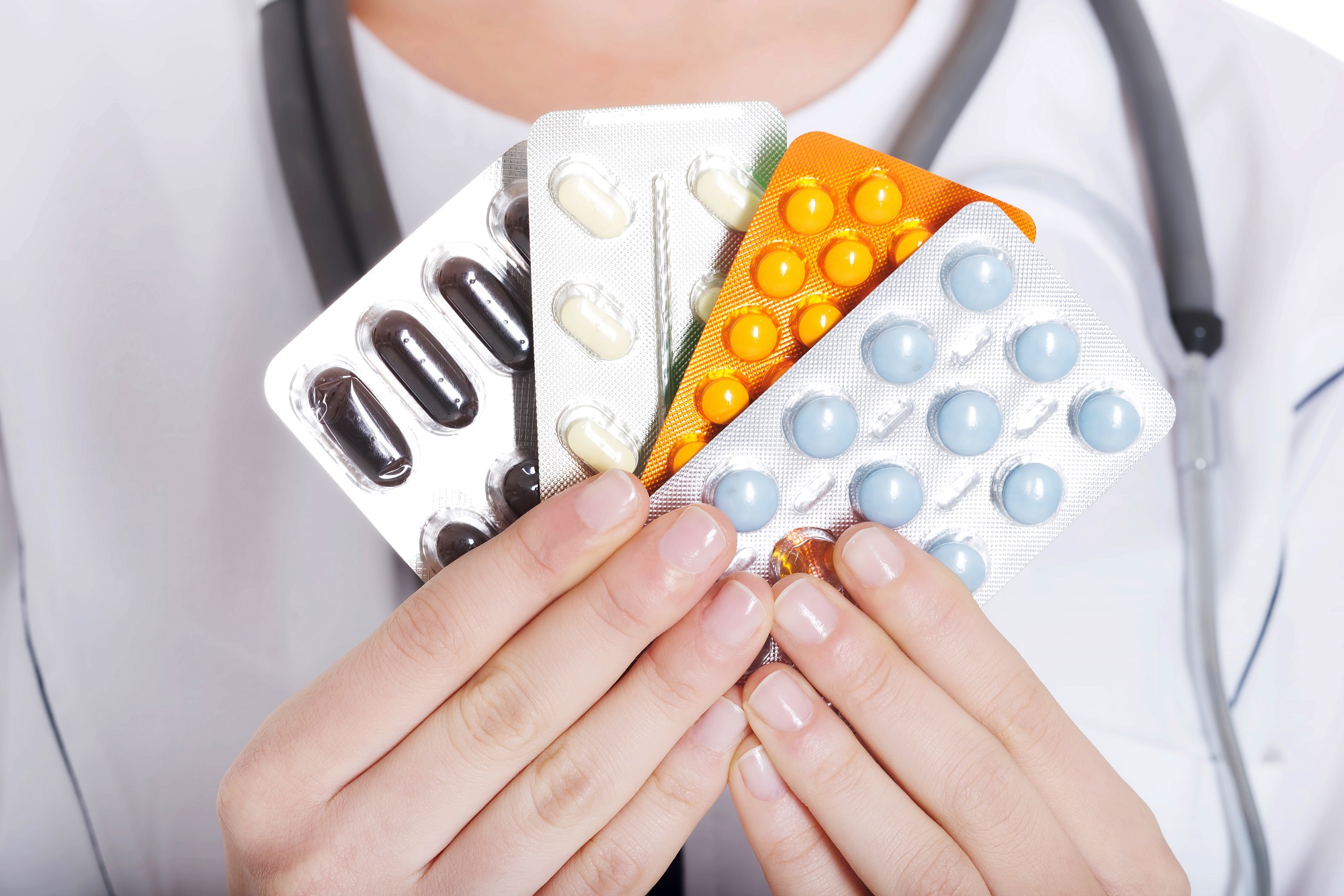 4 điều cần biết để sử dụng thuốc chống viêm, giảm đau NSAID an toàn - Ảnh 1.
