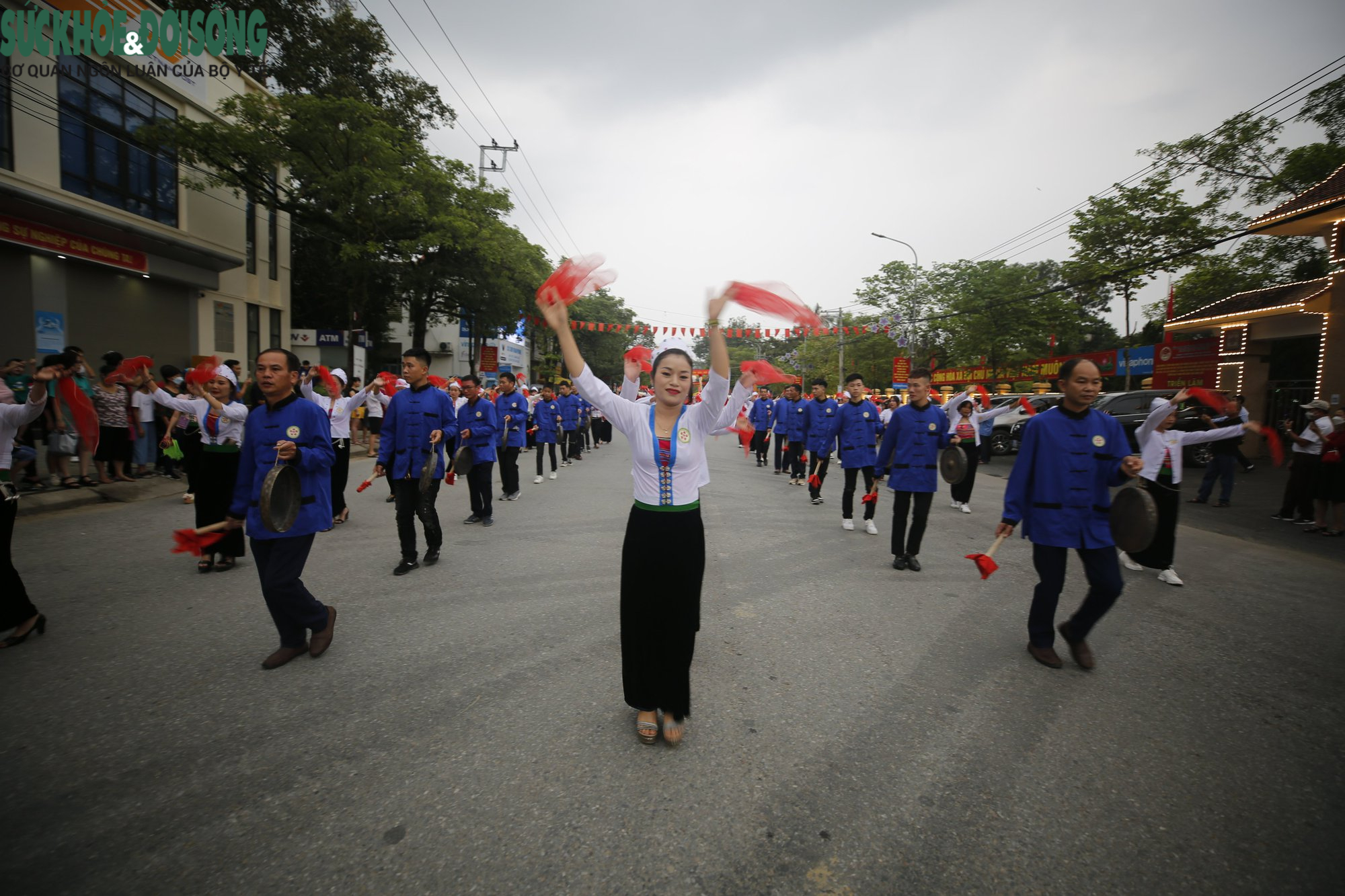 Lễ đón nhận bằng của UNESCO ghi danh &quot;Nghệ thuật Xòe Thái&quot; - Ảnh 8.