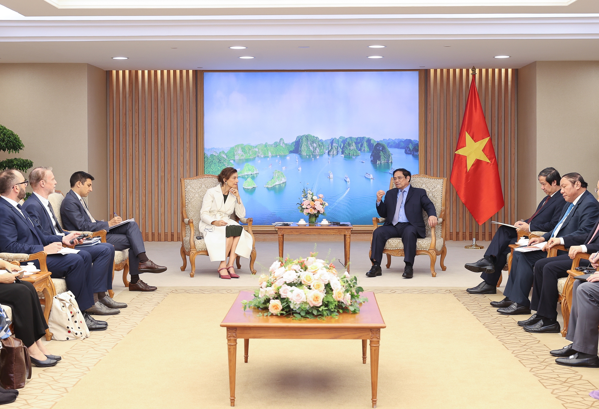Thủ tướng đề nghị UNESCO xem xét công nhận thêm một số di sản thế giới tại Việt Nam - Ảnh 4.