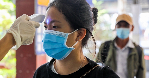 Quy định mới về đeo khẩu trang chống dịch COVID-19 nơi công cộng