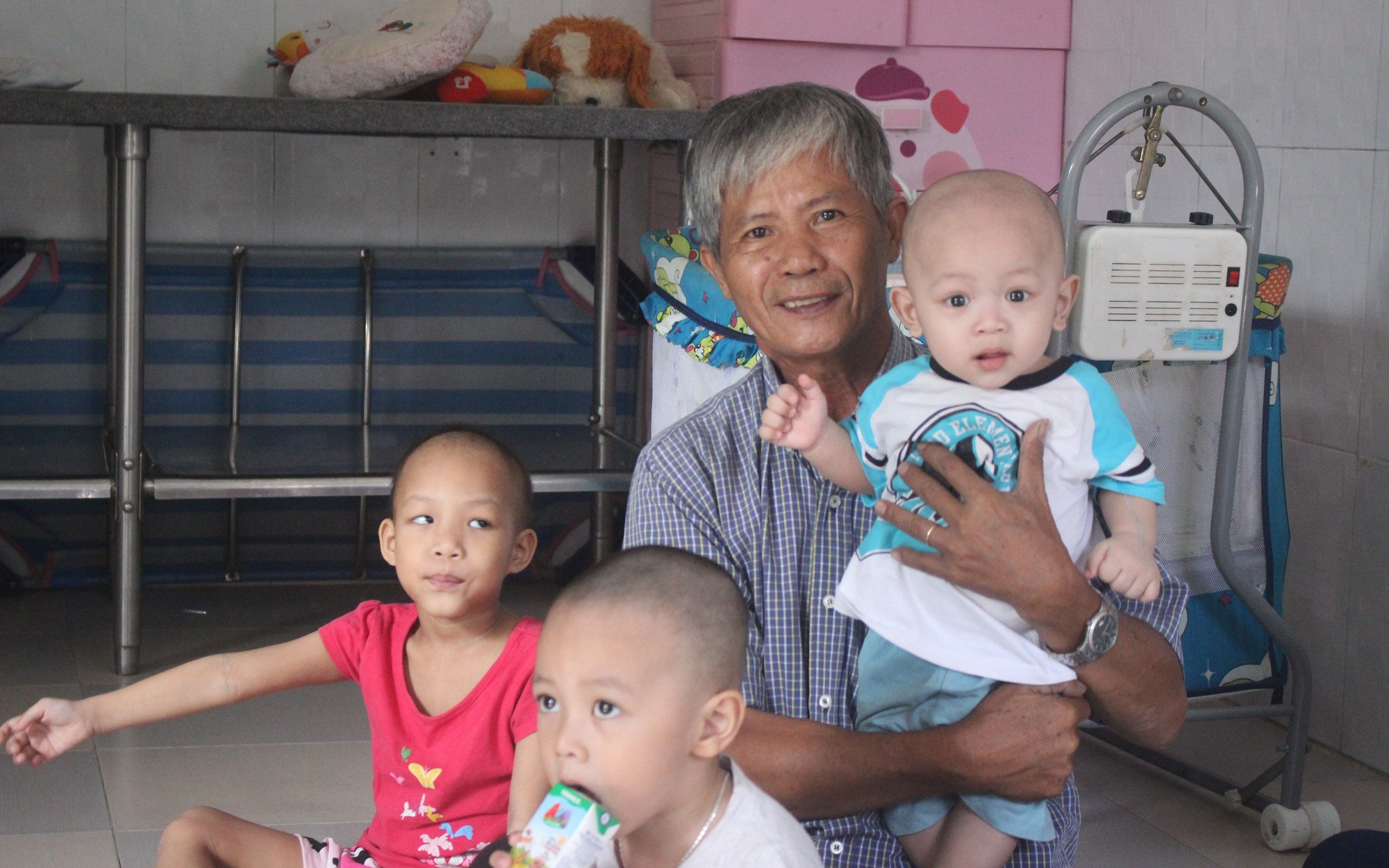 Người lặng thầm gieo tình yêu thương, bác ái