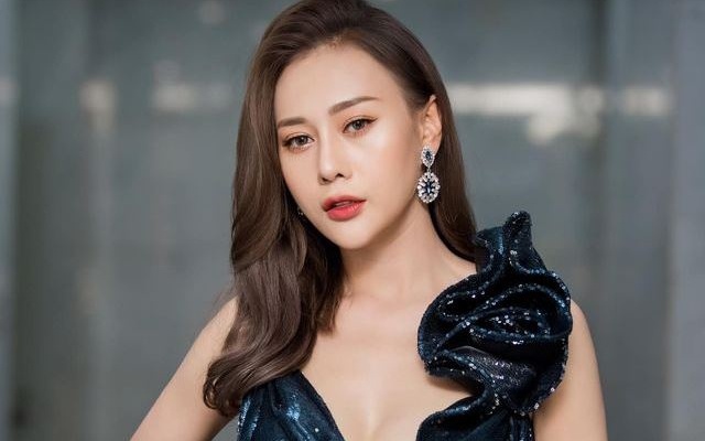 Phương Oanh tung hàng loạt bằng chứng tố ngược vợ Shark Bình