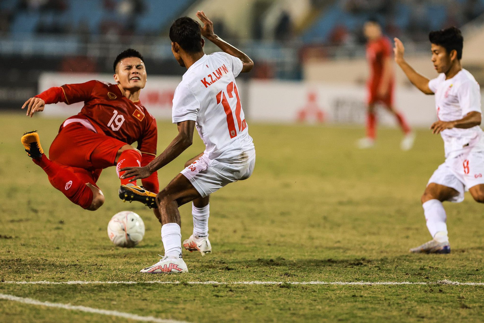 Chung kết AFF Cup 2022 Việt Nam – Thái Lan:  Món quà chia tay HLV  Park Hang-seo - Ảnh 1.